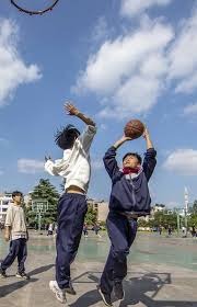 遭泼硫酸后时隔1年重返国足 克帅：法伊萨故事延续