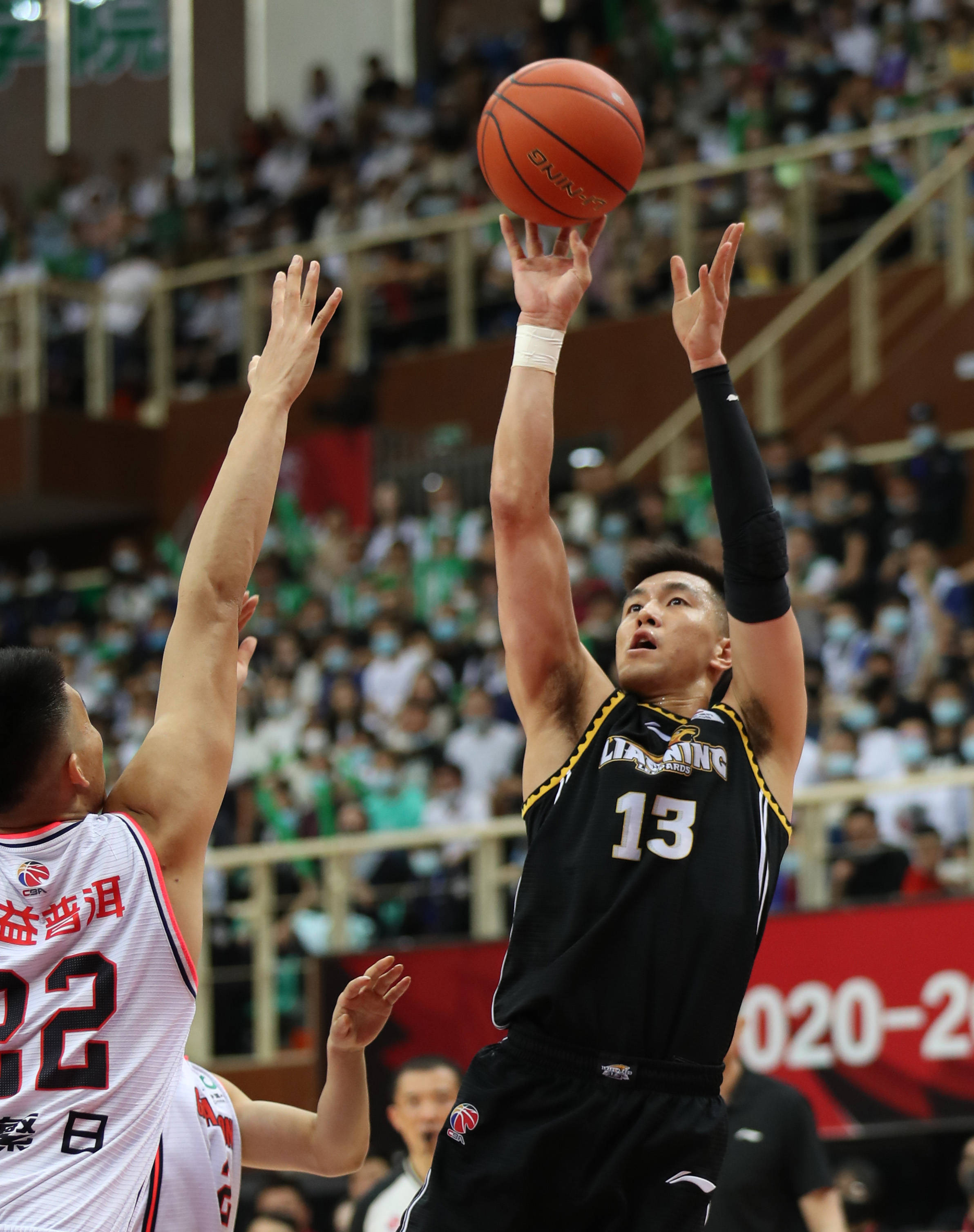 解围动作前 解围动作前